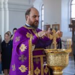 "14 апреля 2024 года в неделю 4-ю Великого поста и день памяти преподобного Иоанна Лествичника после Божественной лиитургии настоятель храма протоиерей Дмитрий Культинов совершил водосвятный молебен и чин освящения иконы святаго Великомученика Георгия Победоносца написанную в Грузии специально для нашего храма."