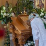 "22 июня 2024 года, в канун праздника Святой Троицы (Пятидесятницы), протоиерей Дмитрий Культинов совершил всенощное бдение в храме Преображения Господня п. Кадом."